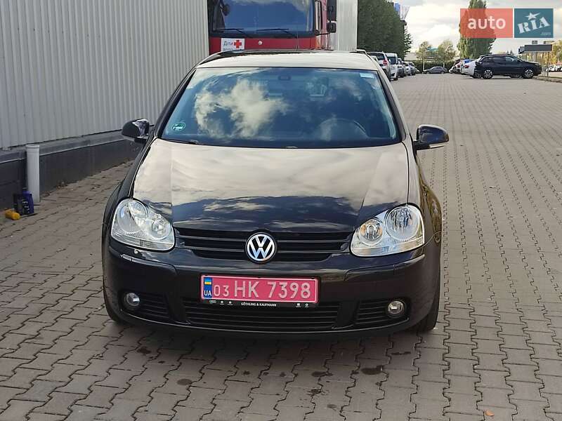 Хэтчбек Volkswagen Golf 2008 в Белой Церкви