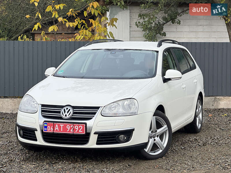 Универсал Volkswagen Golf 2008 в Смеле