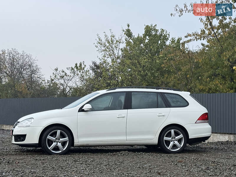 Универсал Volkswagen Golf 2008 в Смеле