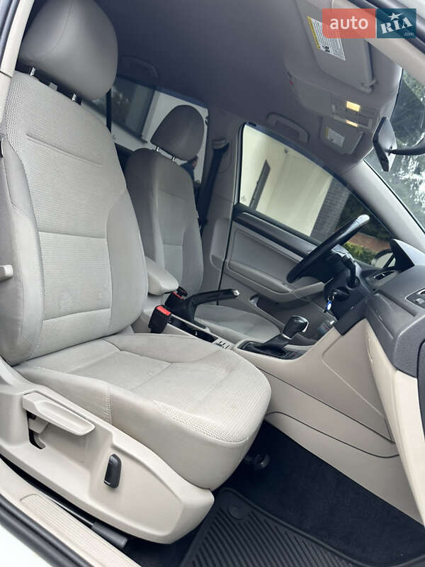 Универсал Volkswagen Golf 2016 в Киеве фото 18 Универсал Volkswagen Golf 2016 в Киеве