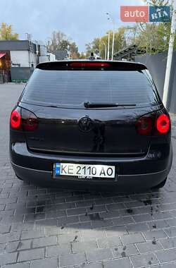 Хетчбек Volkswagen Golf 2008 в Дніпрі