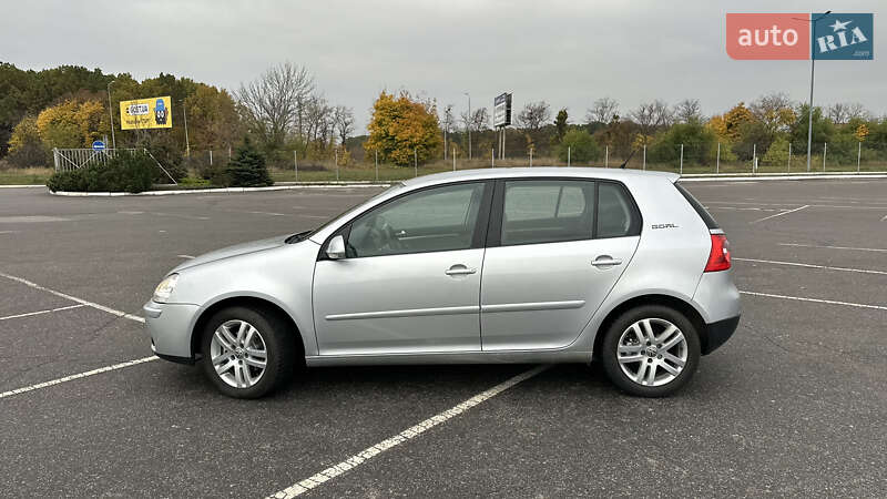 Хэтчбек Volkswagen Golf 2007 в Полтаве