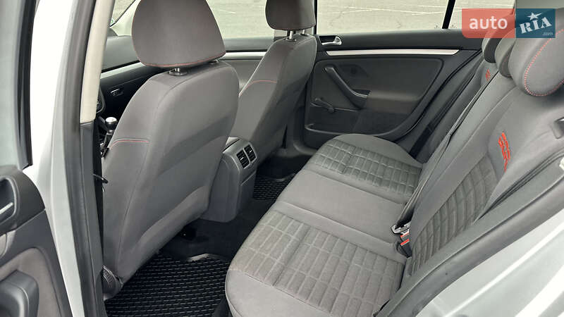 Хэтчбек Volkswagen Golf 2007 в Полтаве