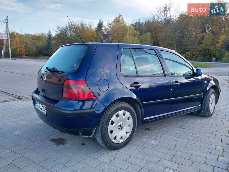 Хэтчбек Volkswagen Golf 2002 в Тернополе