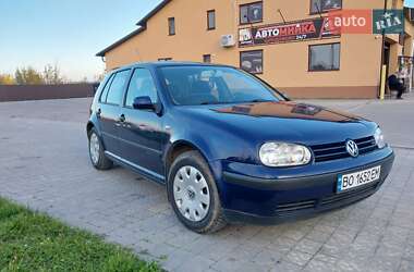 Хэтчбек Volkswagen Golf 2002 в Тернополе