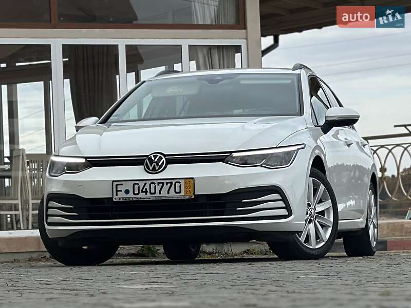 Volkswagen Golf 2021