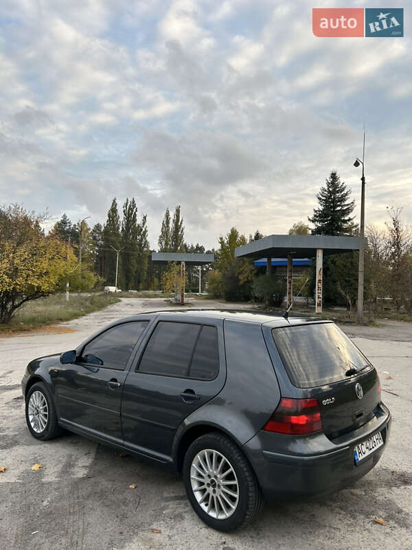 Хэтчбек Volkswagen Golf 2000 в Вараше фото 4 Хэтчбек Volkswagen Golf 2000 в Вараше