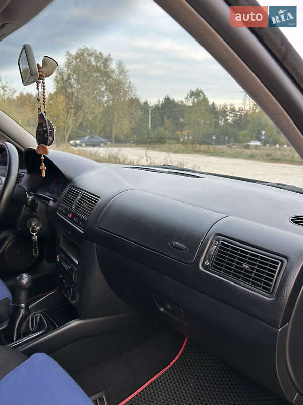 Хэтчбек Volkswagen Golf 2000 в Вараше фото 15 Хэтчбек Volkswagen Golf 2000 в Вараше