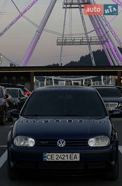 Хэтчбек Volkswagen Golf 2000 в Черновцах