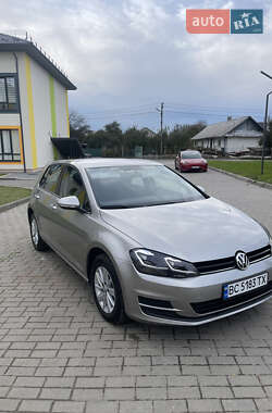 Хетчбек Volkswagen Golf 2016 в Львові