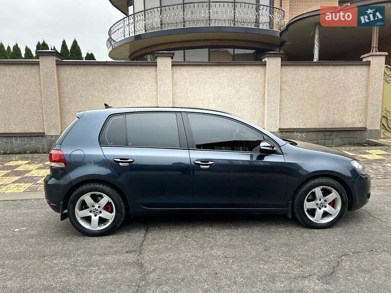 Хэтчбек Volkswagen Golf 2012 в Харькове