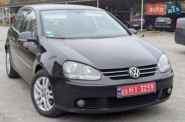 Хетчбек Volkswagen Golf 2008 в Звягелі