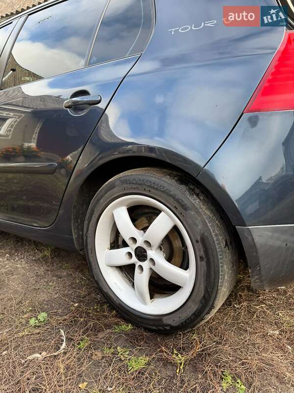 Хэтчбек Volkswagen Golf 2007 в Хмельницком