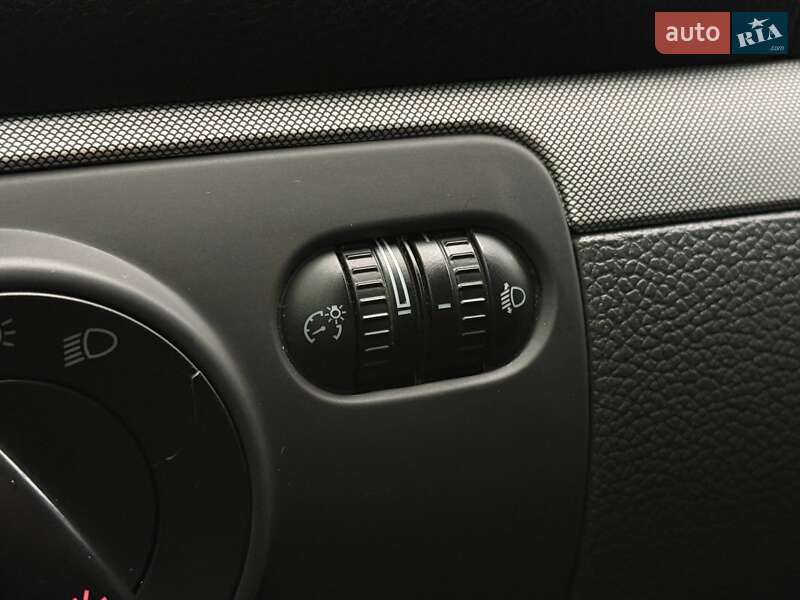 Хэтчбек Volkswagen Golf 2006 в Киеве фото 15 Хэтчбек Volkswagen Golf 2006 в Киеве