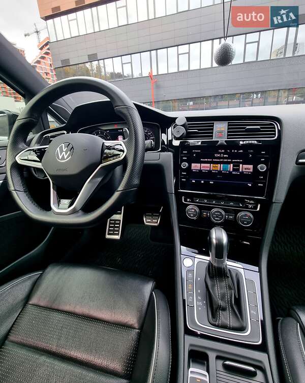 Хэтчбек Volkswagen Golf 2019 в Ирпене фото 17 Хэтчбек Volkswagen Golf 2019 в Ирпене