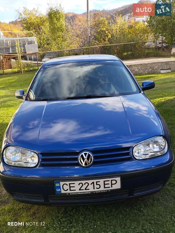 Хэтчбек Volkswagen Golf 2001 в Кутах