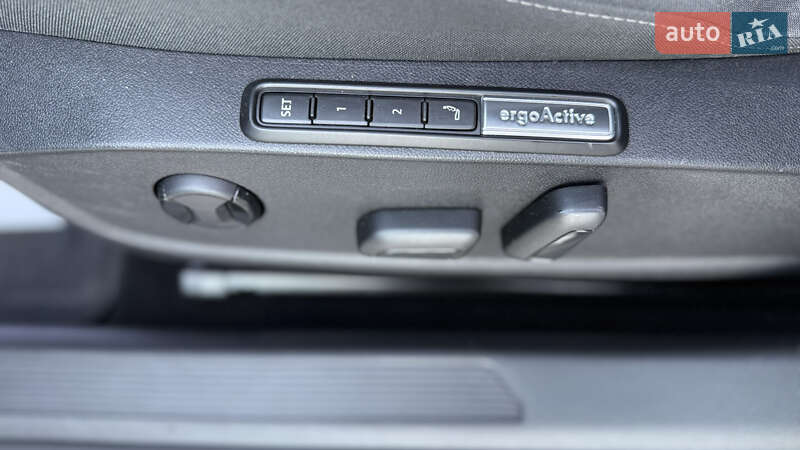 Универсал Volkswagen Golf 2021 в Луцке