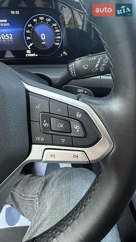 Универсал Volkswagen Golf 2021 в Луцке