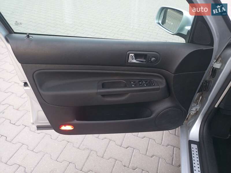 Хетчбек Volkswagen Golf 2002 в Запоріжжі фото 18 Хетчбек Volkswagen Golf 2002 в Запоріжжі