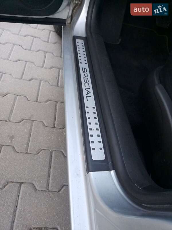 Хетчбек Volkswagen Golf 2002 в Запоріжжі фото 23 Хетчбек Volkswagen Golf 2002 в Запоріжжі