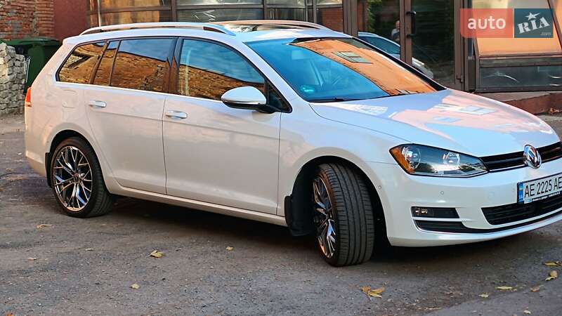 Універсал Volkswagen Golf 2015 в Дніпрі фото 8 Універсал Volkswagen Golf 2015 в Дніпрі