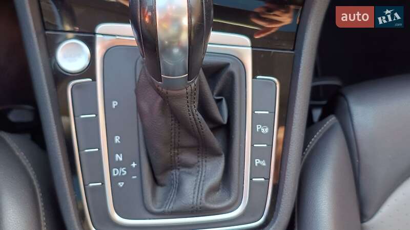 Універсал Volkswagen Golf 2015 в Дніпрі фото 50 Універсал Volkswagen Golf 2015 в Дніпрі