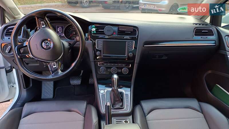 Універсал Volkswagen Golf 2015 в Дніпрі фото 56 Універсал Volkswagen Golf 2015 в Дніпрі