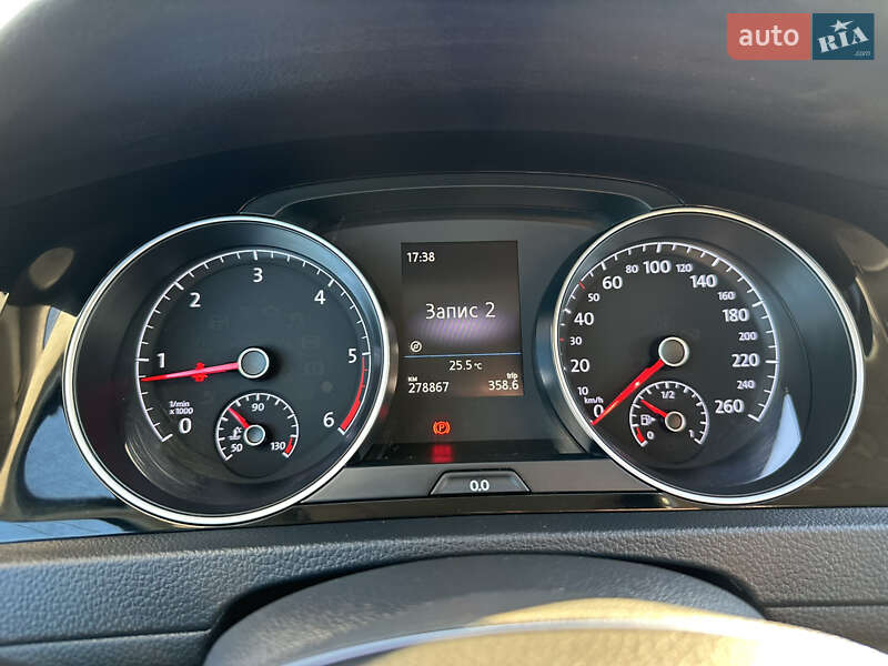 Универсал Volkswagen Golf 2016 в Лопатине фото 60 Универсал Volkswagen Golf 2016 в Лопатине