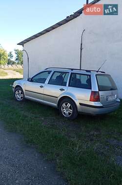Универсал Volkswagen Golf 2002 в Новом Роздоле