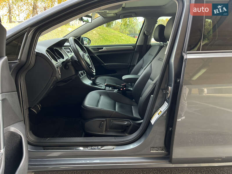 Хетчбек Volkswagen Golf 2015 в Києві фото 33 Хетчбек Volkswagen Golf 2015 в Києві
