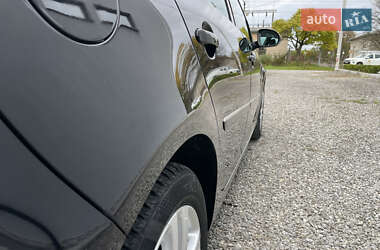 Хэтчбек Volkswagen Golf 2008 в 