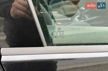 Хэтчбек Volkswagen Golf 2008 в 