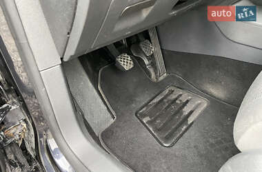 Хэтчбек Volkswagen Golf 2008 в 