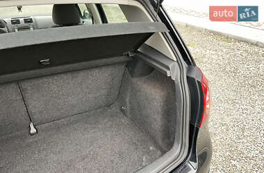 Хэтчбек Volkswagen Golf 2008 в 