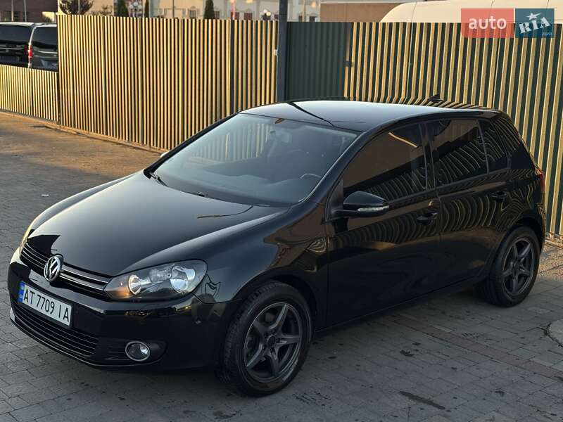 Хетчбек Volkswagen Golf 2010 в Мукачевому