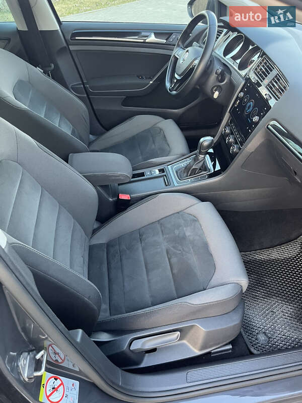 Універсал Volkswagen Golf 2018 в Києві фото 5 Універсал Volkswagen Golf 2018 в Києві