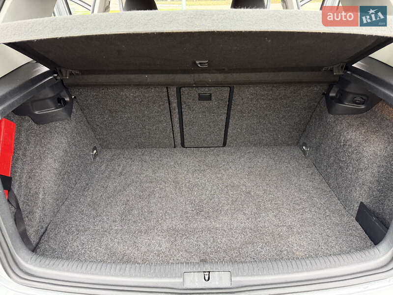 Хэтчбек Volkswagen Golf 2009 в Лубнах фото 37 Хэтчбек Volkswagen Golf 2009 в Лубнах