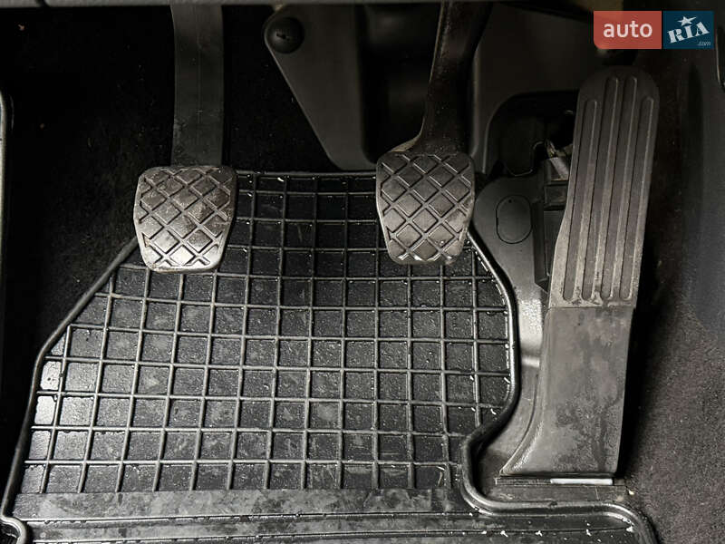 Хэтчбек Volkswagen Golf 2009 в Лубнах фото 46 Хэтчбек Volkswagen Golf 2009 в Лубнах