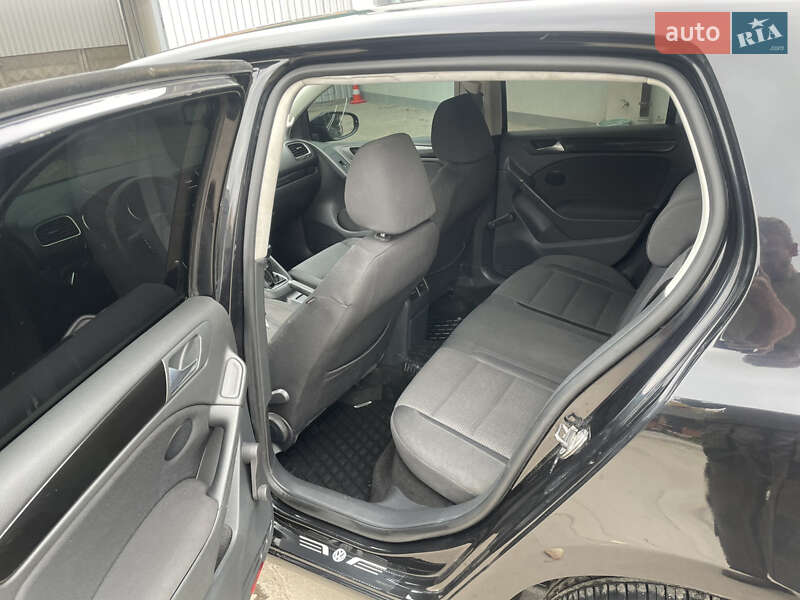 Хэтчбек Volkswagen Golf 2009 в Теофиполе фото 10 Хэтчбек Volkswagen Golf 2009 в Теофиполе