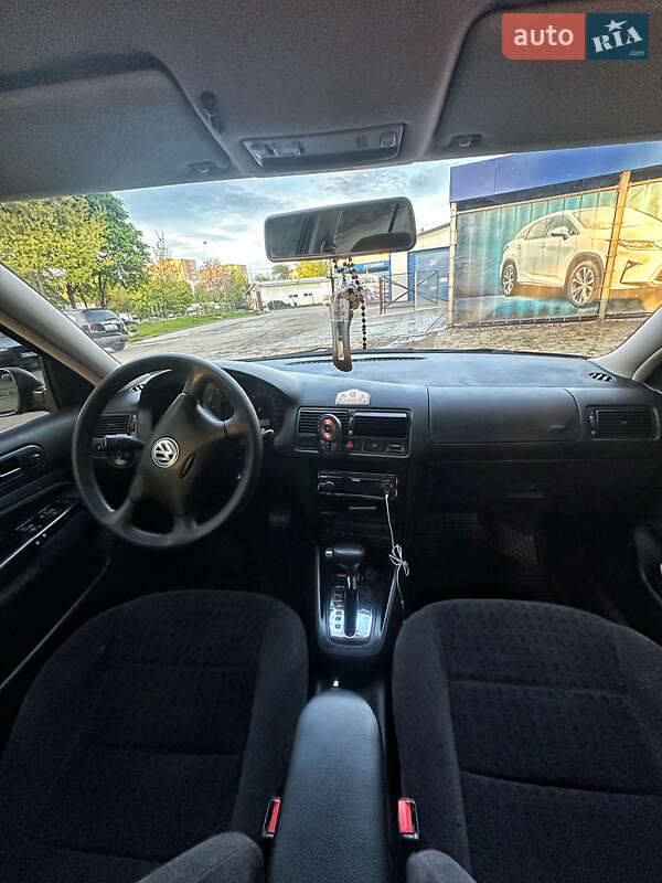 Хетчбек Volkswagen Golf 2000 в Львові фото 4 Хетчбек Volkswagen Golf 2000 в Львові