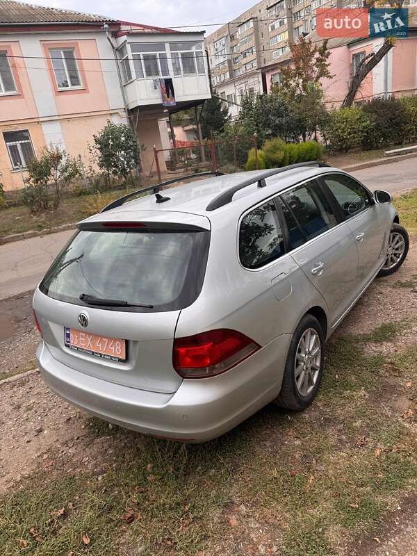 Универсал Volkswagen Golf 2009 в Николаеве