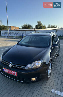 Универсал Volkswagen Golf 2010 в Нововолынске