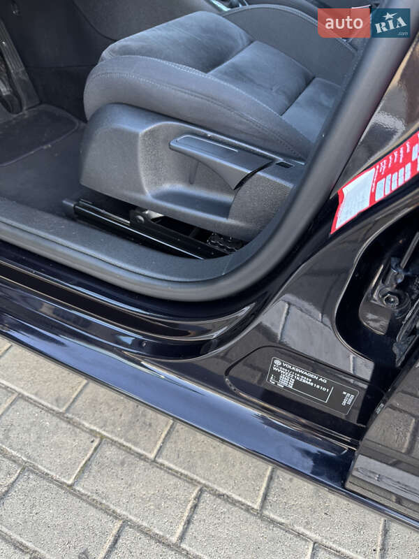 Універсал Volkswagen Golf 2010 в Нововолинську фото 34 Універсал Volkswagen Golf 2010 в Нововолинську