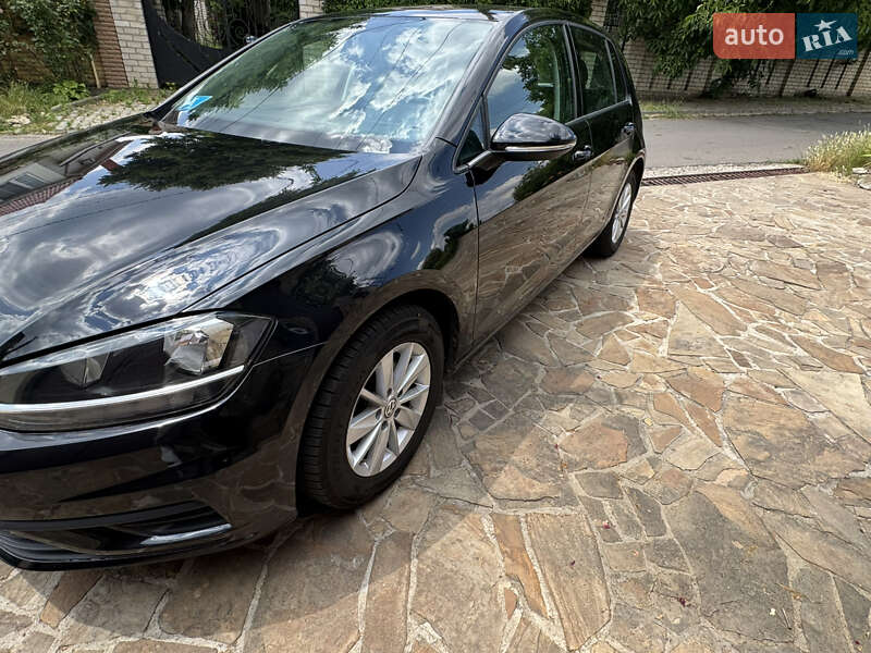 Volkswagen Golf 2020