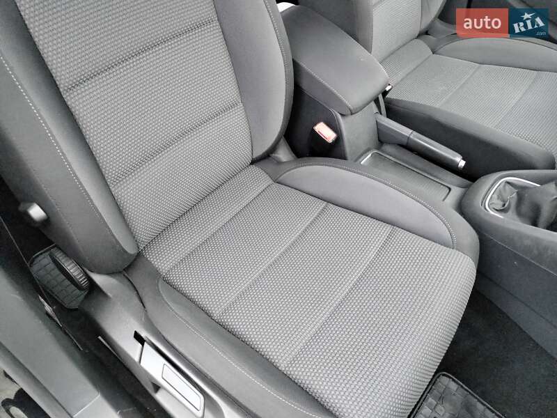 Хэтчбек Volkswagen Golf 2009 в Шепетовке фото 23 Хэтчбек Volkswagen Golf 2009 в Шепетовке