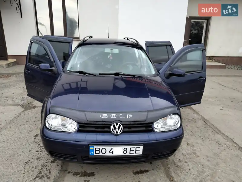 Volkswagen Golf