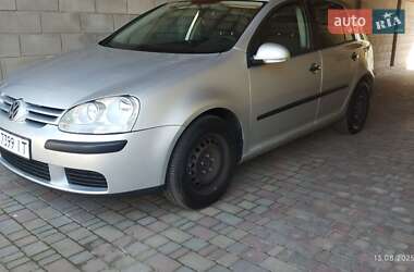 Хетчбек Volkswagen Golf 2005 в Рівному
