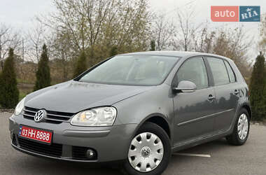 Хэтчбек Volkswagen Golf 2007 в 