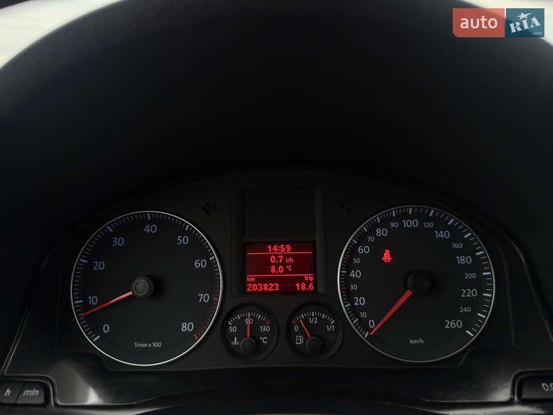 Хэтчбек Volkswagen Golf 2007 в Березане
