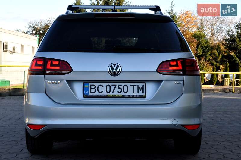 Универсал Volkswagen Golf 2015 в Львове